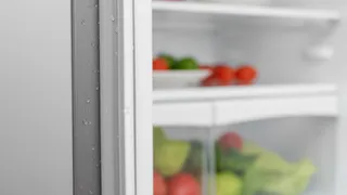 Как восстановить уплотнитель холодильника за 15 минут: два рабочих способа без замены детали
