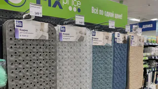 Резиновые коврики из Fix Price беру сразу рулонами — в ванну не стелю: 7 полезных задач для дома
