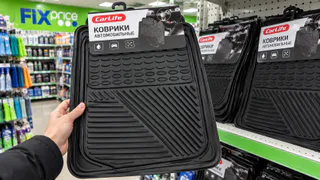Автоковрики из «Светофора» пригодятся не только в машине: за 400 рублей получается отличная защита от грязи у крыльца
