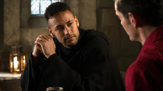 Сериал Netflix с 8,2 на IMDb исполнил мечту Неймара: футболист сыграл монаха — но его камео многие увидели не сразу