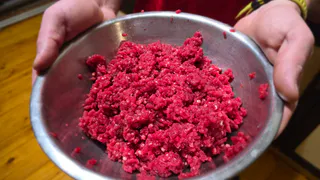 Почему лед спасает пересоленный фарш: кулинарный лайфхак, о котором молчат шеф-повара