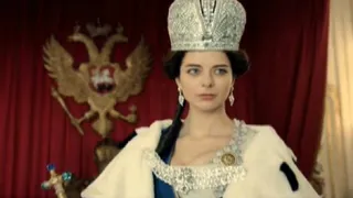 Немка на троне, которая покорила не только Россию: почему «Екатерина» — событие, а не просто сериал