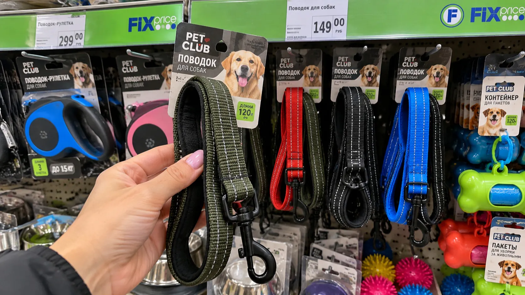 Собаки нет, а поводки из Fix Price беру сразу пачками: 3 полезных применения для гаража и огорода