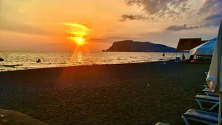 Море уже +29 °C, а туристов - никого: 5 "нишевых" курорта, где лето наступило раньше срока - прямой рейс